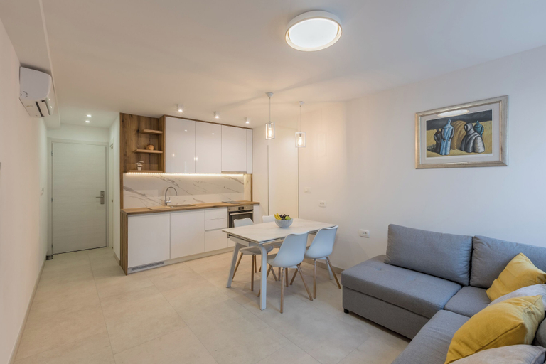 Others 4, Vista Apartments, Split