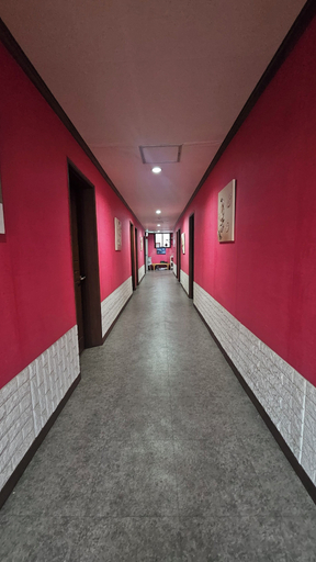 Reception 4, Samwoojang Motel, Changwon