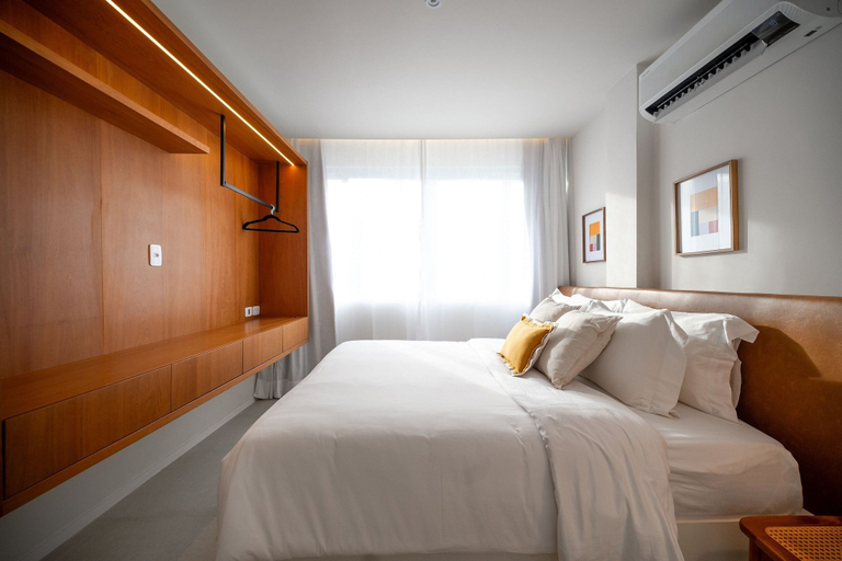 Room 5, Leblon | Recém reformado, 3 quartos, a 4min da Praia - por Casapē Rio, Rio de Janeiro