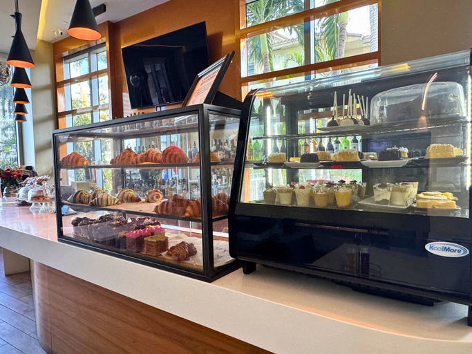 Restaurant 3, Luxury Great View 1503, Broward