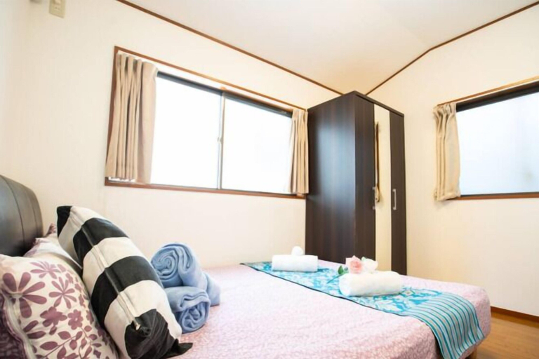 Bedroom 3, Shinjuku House Hotel, Shinjuku