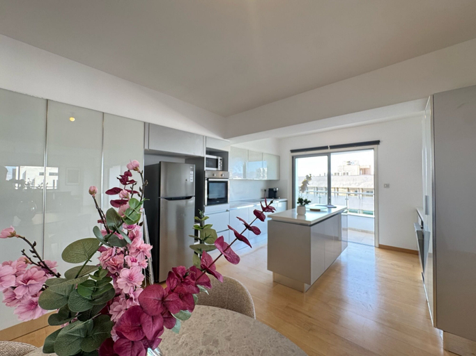 Room 4, Balcony Views - Specious 2 BR Flat