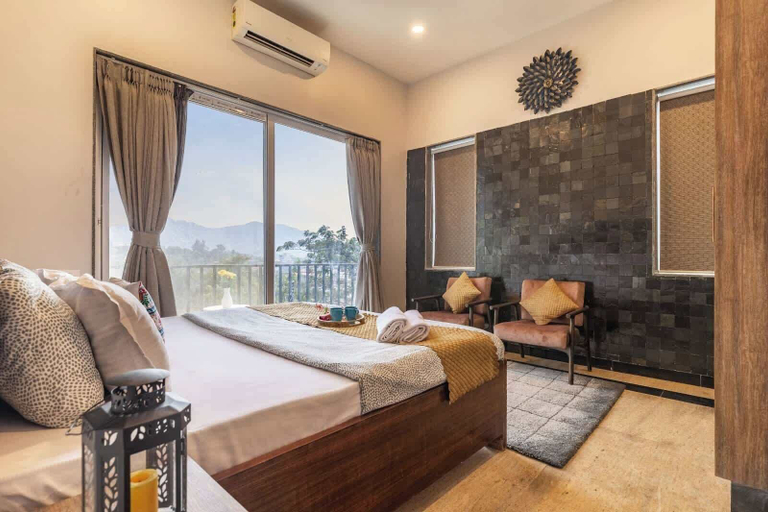 Room 5, StayLeisurely Villa 30 Emerald Lonavala, Pune