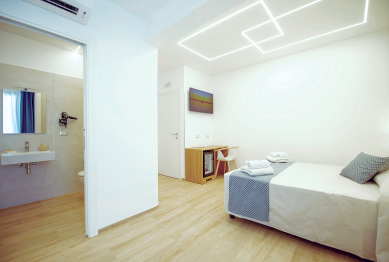 Bedroom 4, I Mori Hotel, Trapani