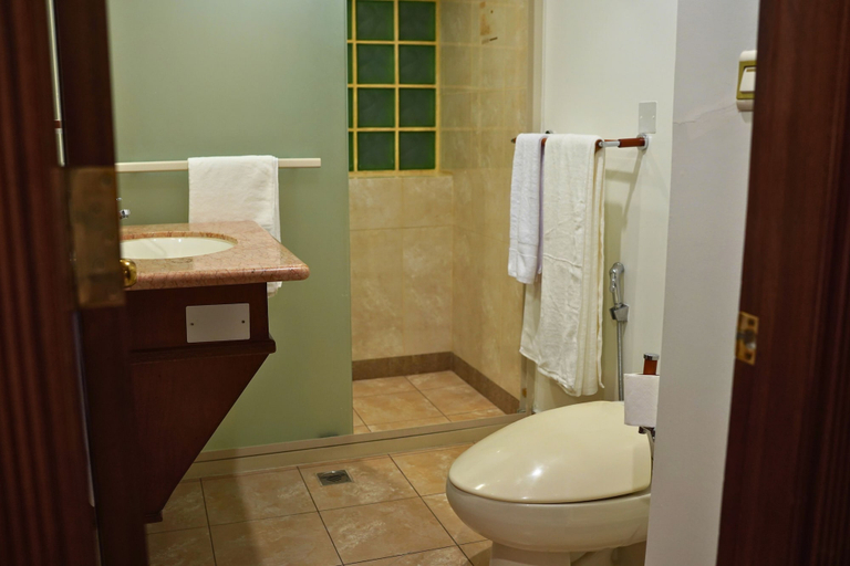 Bathroom 5, Sand Rose Suite Hotel, Al Khobar