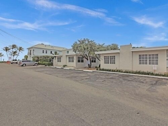 Primary image, Dania Beach Getaway 2 Studios for 6 Guests, Broward