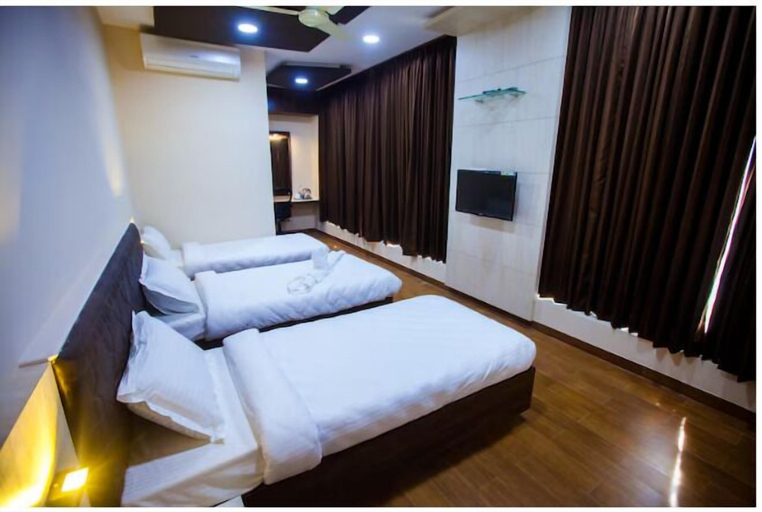 Room 2, Twilight Inn, Chennai