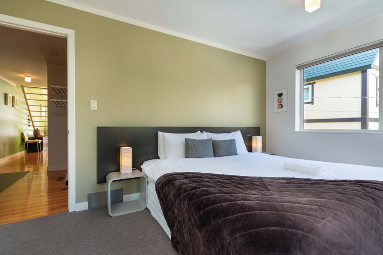 Bedroom, First Tracks, Kutchan