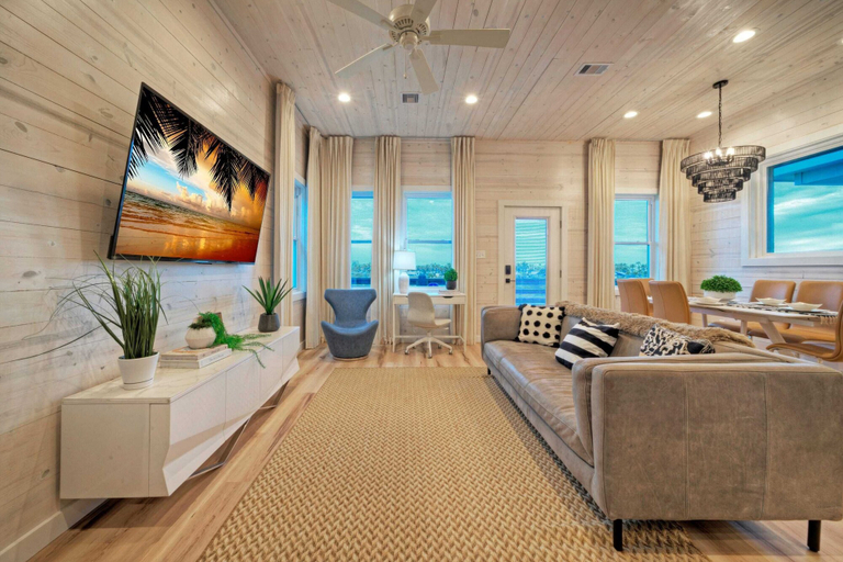 Interior 4, 2 Homes, Sleeps 22 2 Private Pools, Firepit, Steps to Beach Boardwalk Access, Nueces