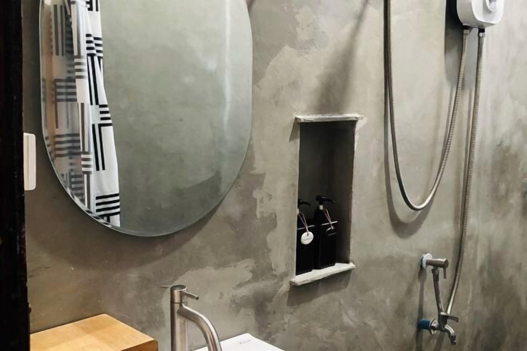 Bathroom 3, nine guesthouse, Muang Chiang Rai