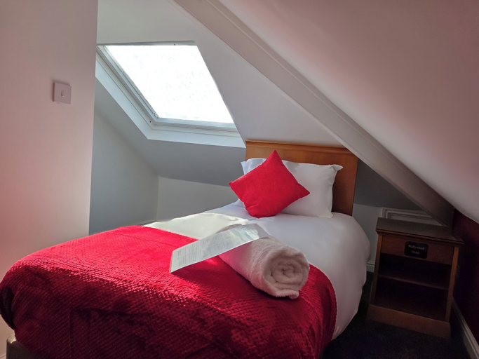 Room 2, Hullywood Rooms, Kingston upon Hull