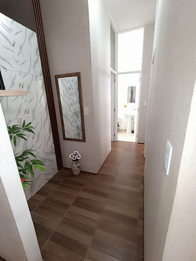 Hallway 5, SWEET HOME, San Martín