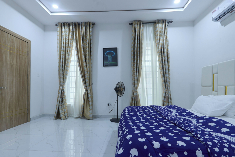 Room 5, Javes Luxury Residences, Ikeja