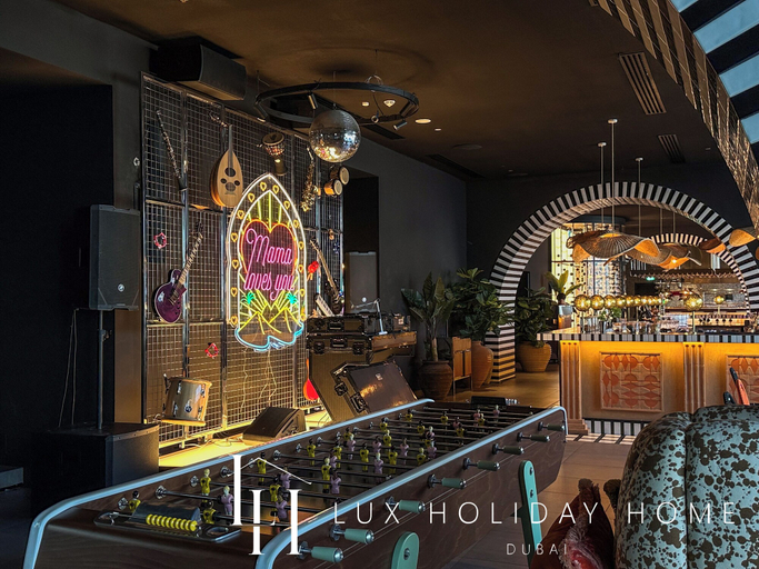 Restaurant 5, LUX | The Five Star Modern Suite, Dubai