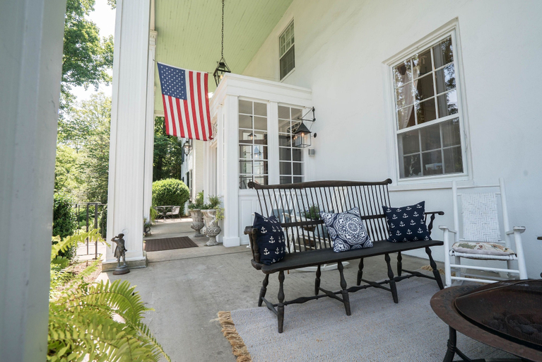 Front of property 2, Historic General Lewis Inn, Greenbrier