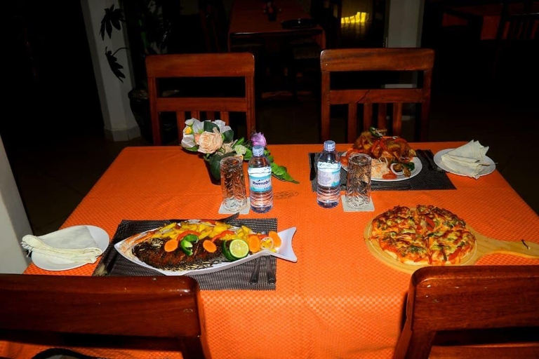 Exterior 5, IHURU 50 HOTEL AND GARDENS, Busongora