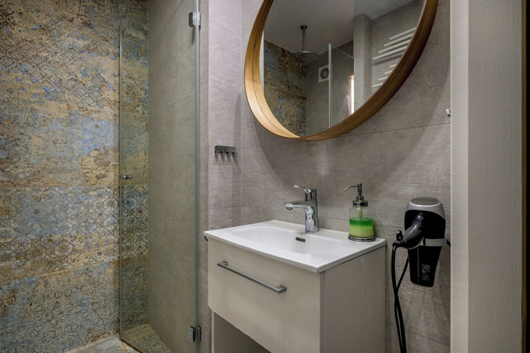 Bathroom 4, RentPlanet - Apartament plac Nowy Targ, Środa Śląska