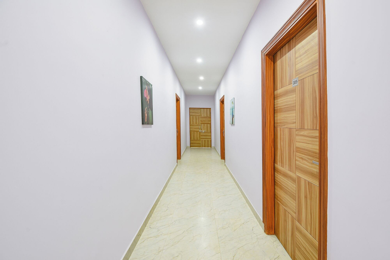 Lobby 2, FabHotel AR Prime- Nr. Emaar Palm Heights Gurgaon, Gurgaon