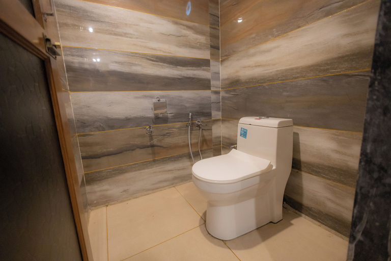 Bathroom 3, The Rawla Tent Resort & Spa, Narmada