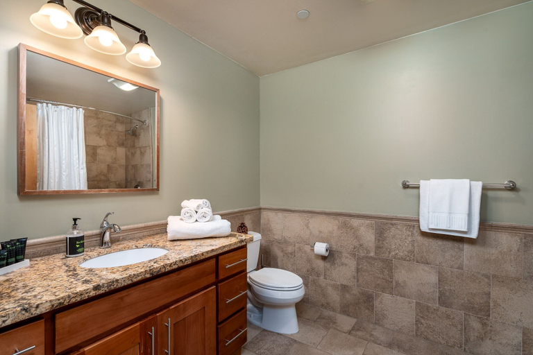 Bathroom 4, Modern Condo- Jacuzzi Tub SM #201 by Bear Valley Vacation Rentals, Alpine