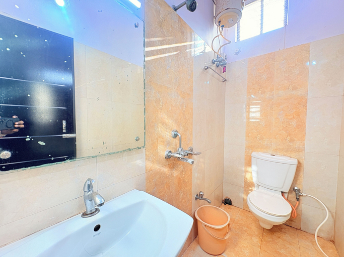 Bathroom 3, Swarna Villa puri Near Sea Beach, Puri