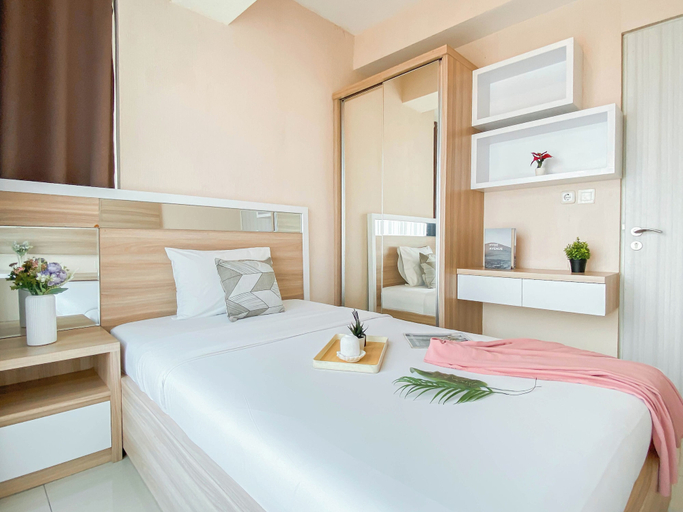 Room 5, Simple And Homey 2Br At Grand Kamala Lagoon Apartment, Bekasi