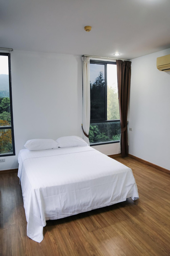 Room 2, Beachside Bliss 2- Bed HM612, Phuket Island