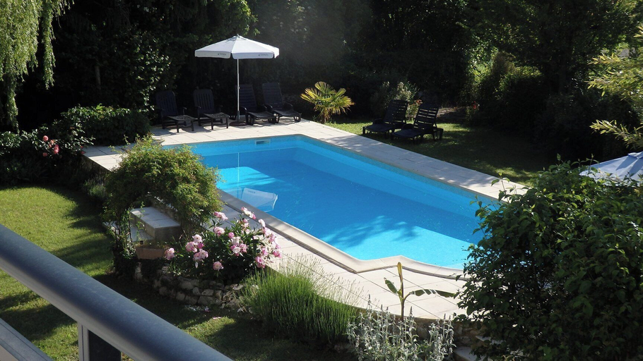 Pool 3, La Bonne Auberge, Lot