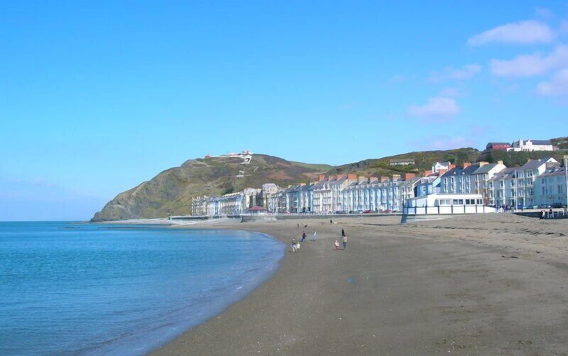 Others 5, Richmond Hotel, Ceredigion