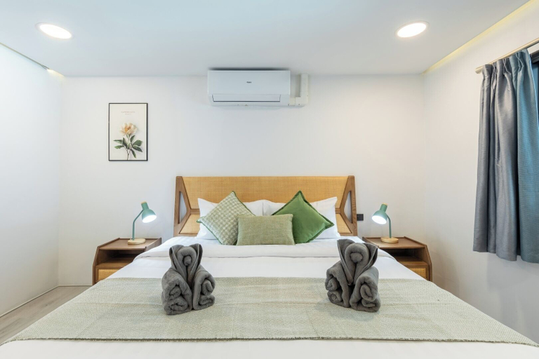 Room 2, Zen Style Pool Access Townhouse, Ko Samui