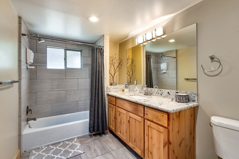 Bathroom 4, Cold Creek Lodge 3 Bedroom Home, El Dorado