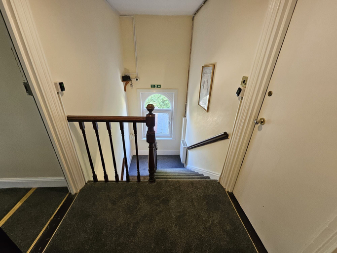 Staircase, Studio 33-Free Private Parking, Portsmouth