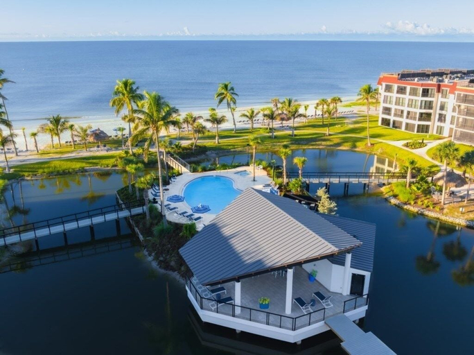 Pool 5, Pointe Santo B32 2 Bedroom Condo, Lee