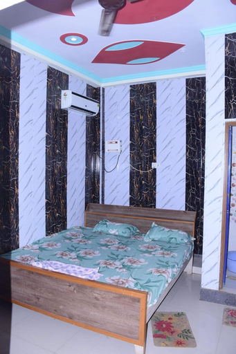 Bedroom 4, Shivdham Guest House, Sitapur