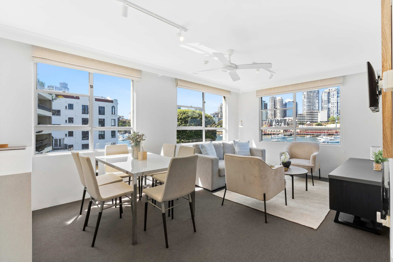 Others 5, Sydney Harbourside Apartment, Sydney