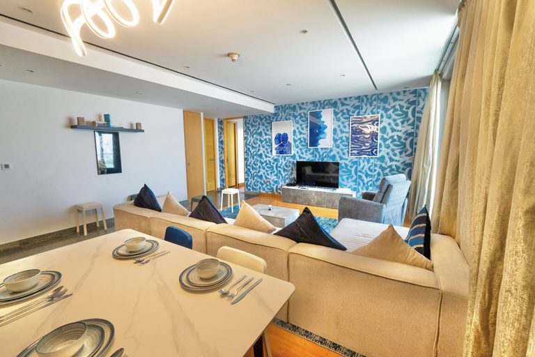 Dining, Luxury Vacation Home Nr Metro DWTC, Dubai