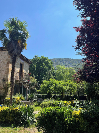 Garden 4, Posada Torre-Palacio de los Alvarado, Burgos