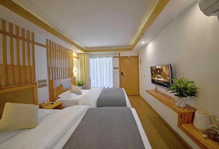 Bedroom 5, Lijiang Tongfu Inn, Lijiang