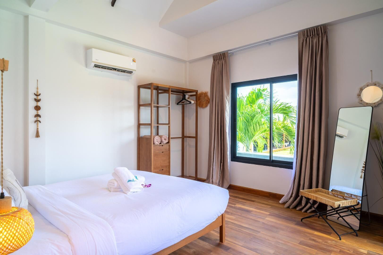 Room 3, Danisam 4BR BeachVilla SunsetView KBR47, Ko Samui