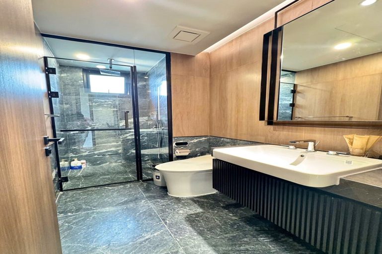 Bathroom 3, Lumiere Riverside - Luxury Condo District 2, District 2
