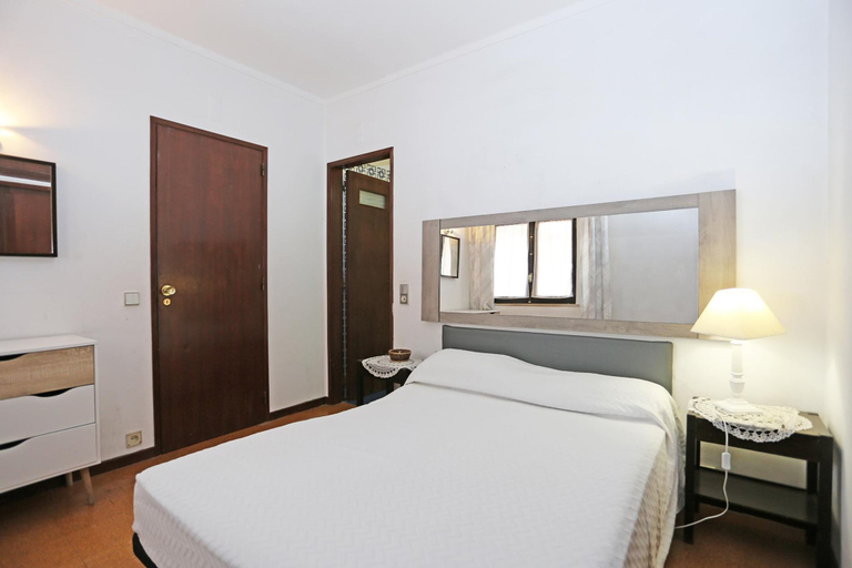 Room 5, V 02 - Apartment 2 in Seacliff Albufeira, Albufeira