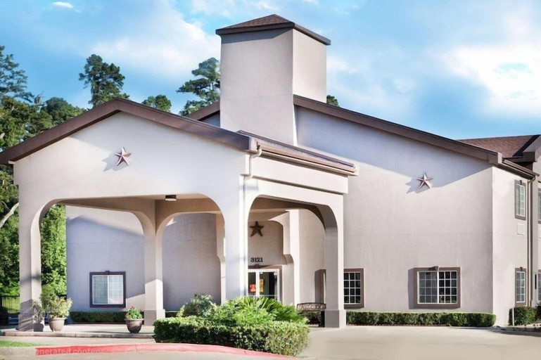 Exterior, Hotel Piney Woods, Walker