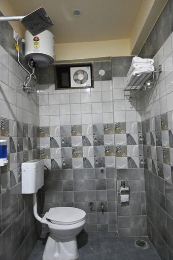 Bathroom 3, Hotel Om Elite Stay, Jaipur