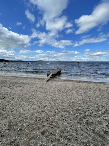 Beach 5, Fletcher Limit 8 4 Bedroom Cottage, Cumberland