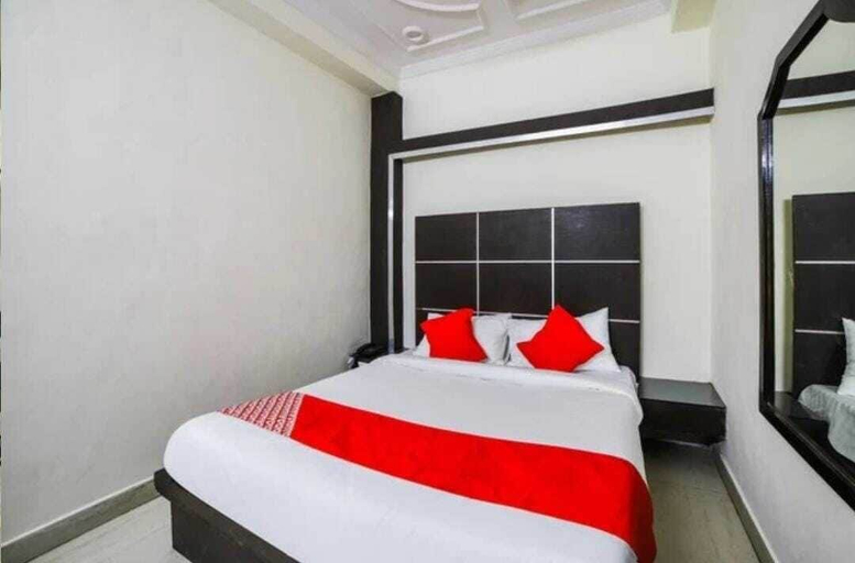 Room 5, Hotel Anmol International, Delhi