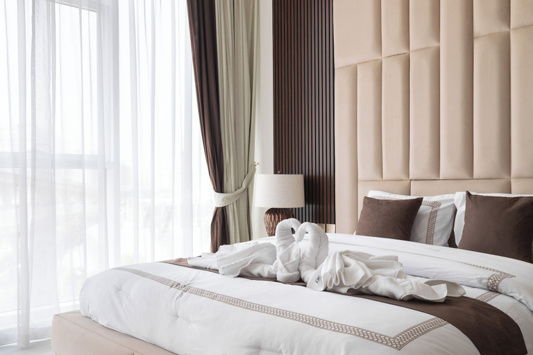 Room 2, SIMPLY COMFORT Chic 3 Br Apartment with Private Pool, Dubai