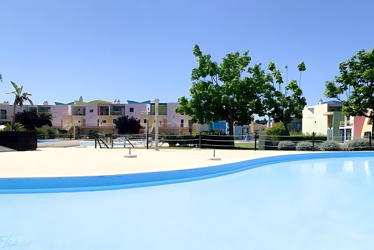 Room 4, Marina Orada 1 Bedroom Apartment with Pool, Albufeira