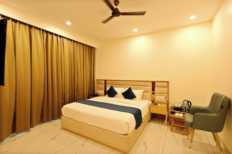 Bedroom 2, The GM Luxe Hotel Near Shree Khatu Shyam Ji Mandir, Sikar