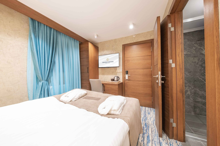 Room 3, Grand Canyon Hotel, Çankaya