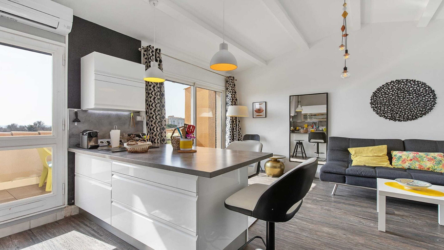 Living room 2, Cozy Beachside Family Stay, Hérault